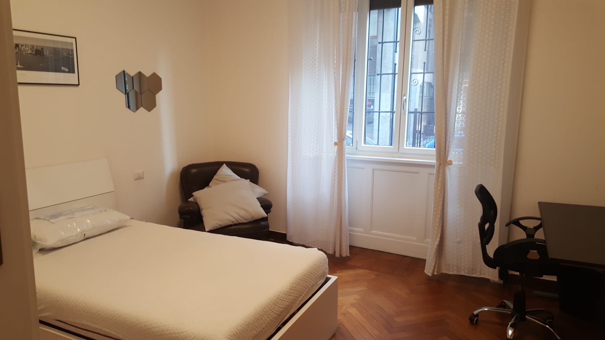 STANZA SINGOLA ZONA CAIAZZO – VIALE BRIANZA 27