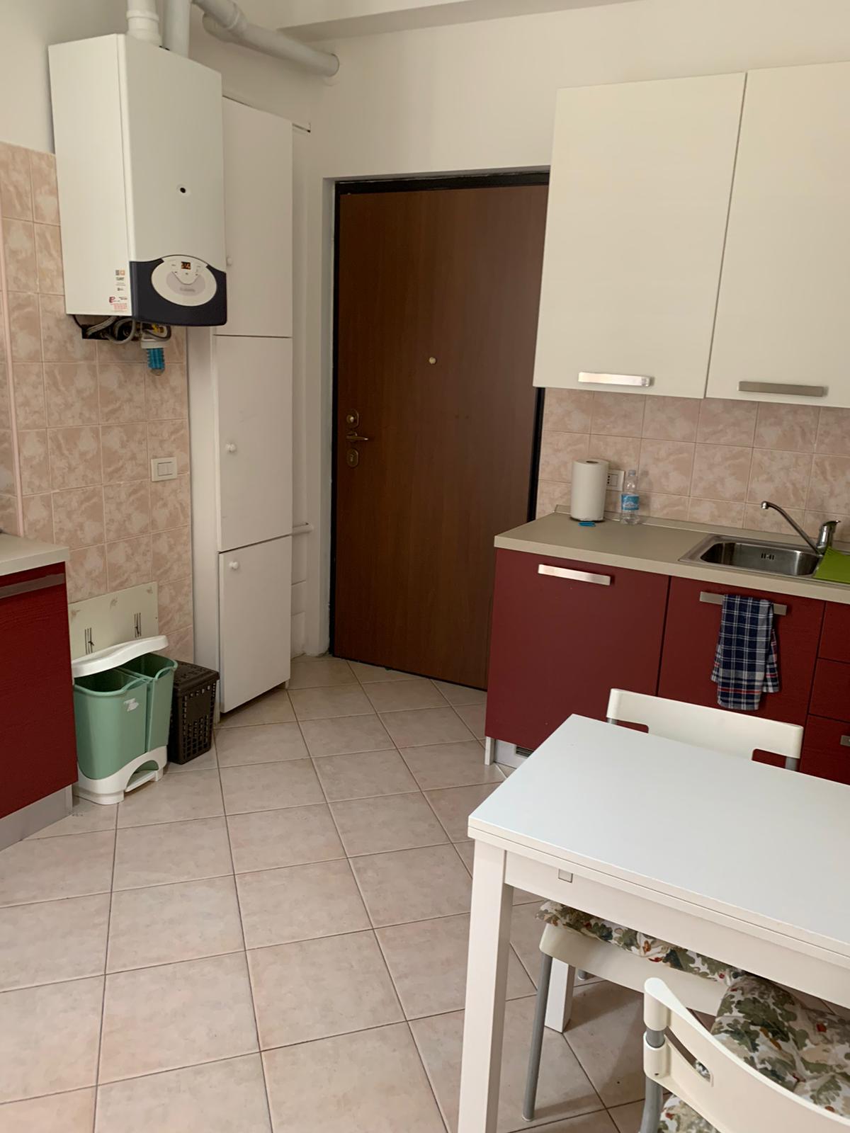 OTTIMO BILOCALE ZONA P. TA VENEZIA/BUENOS AIRES.