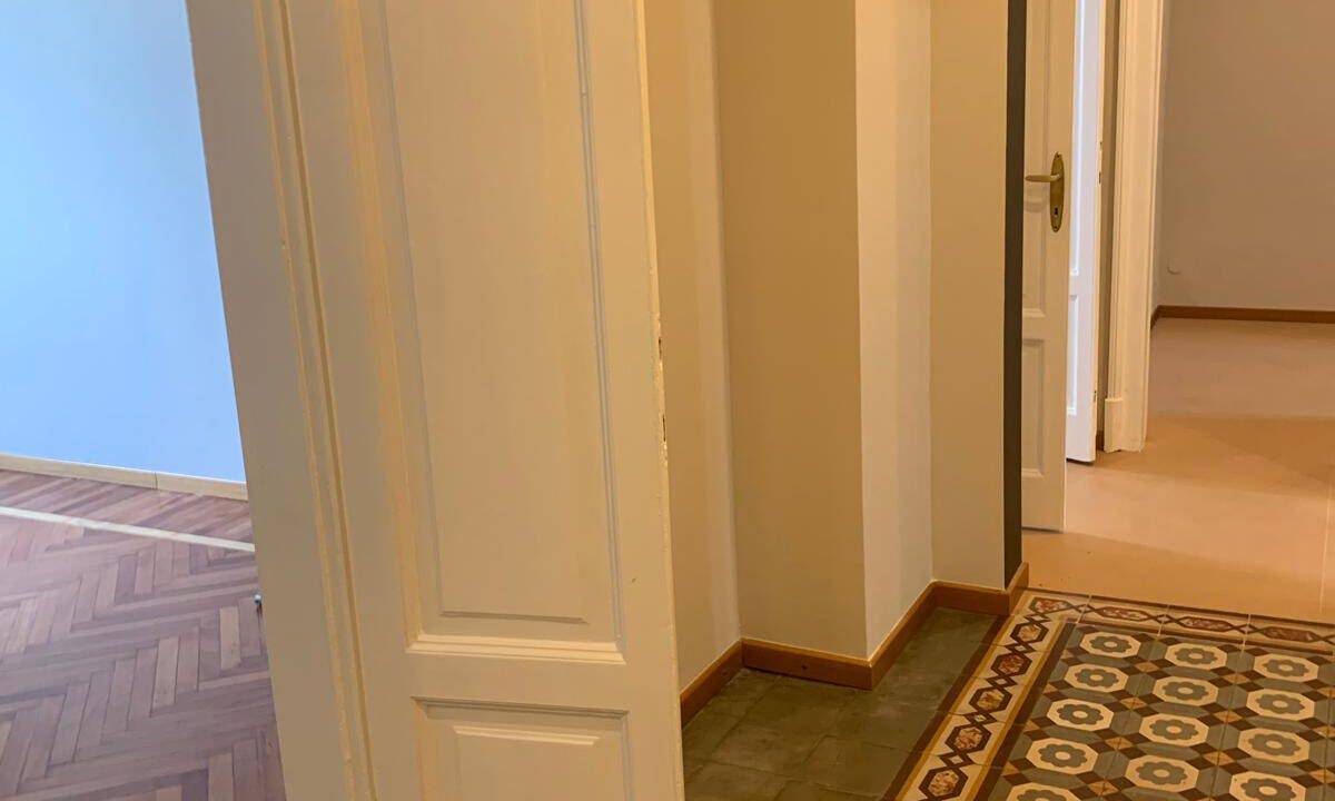 Ingresso e corridoio ristrutturato